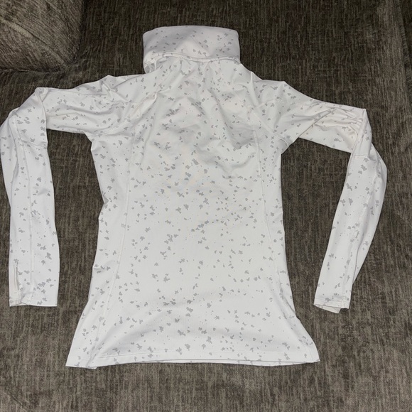 Underarmour pullover - Picture 2 of 2